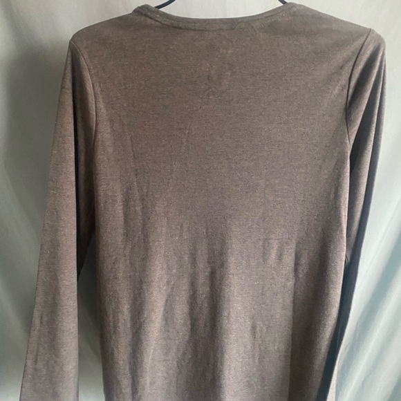 Croft & Barrow Heather Gray and Cat Winter Graphic Long Sleeve Tee 🐈⬛ - Picture 3 of 5